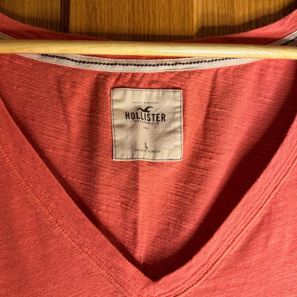 HOLLISTER TOP - Picture 4 of 4